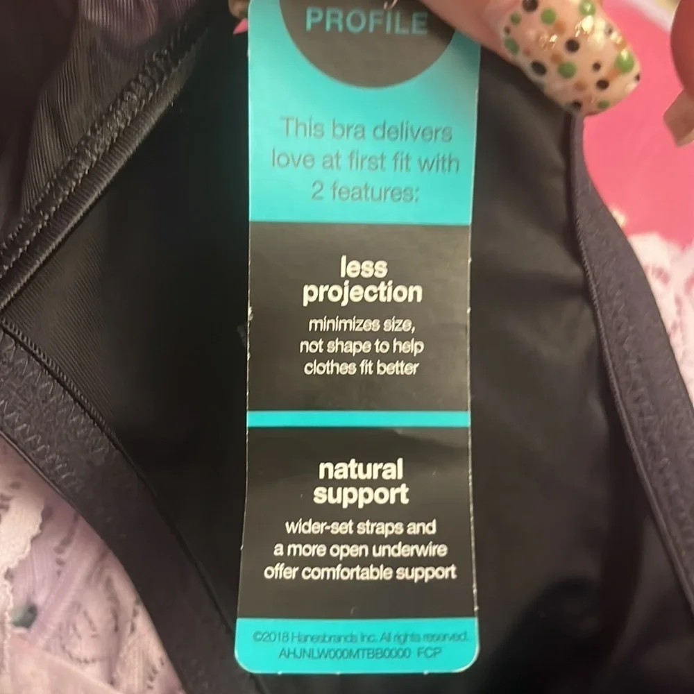 Lilyette brand size 42DDD underwire bra- NWT